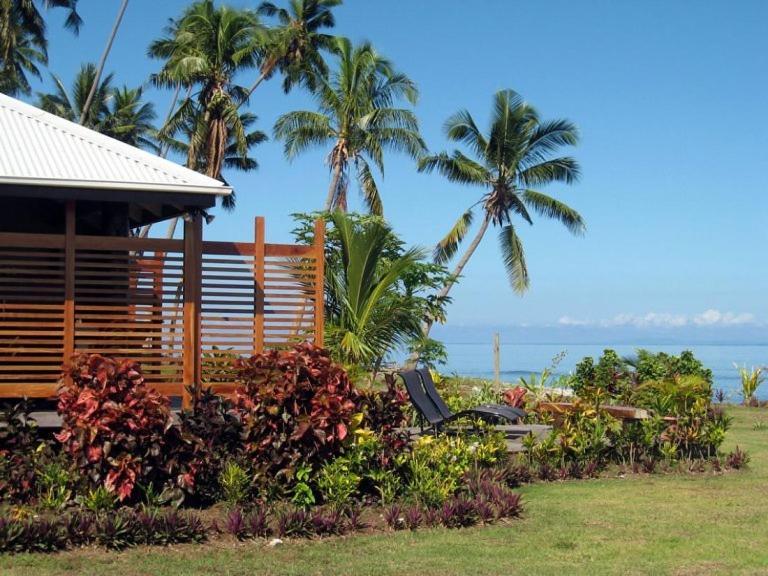 Aroha Taveuni Beachfront Bures Вайево Экстерьер фото